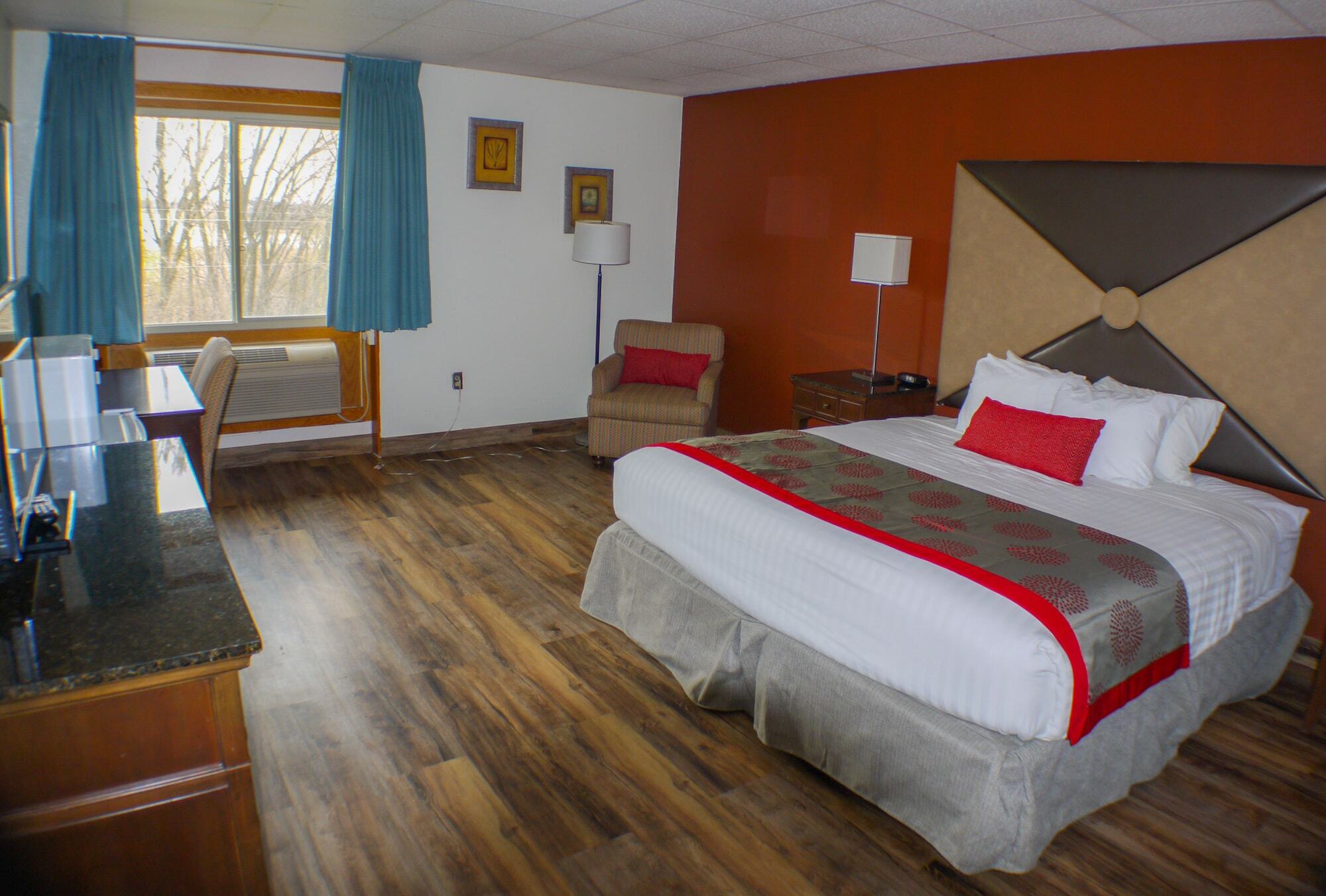 Ramada By Wyndham Albert Lea Ngoại thất bức ảnh