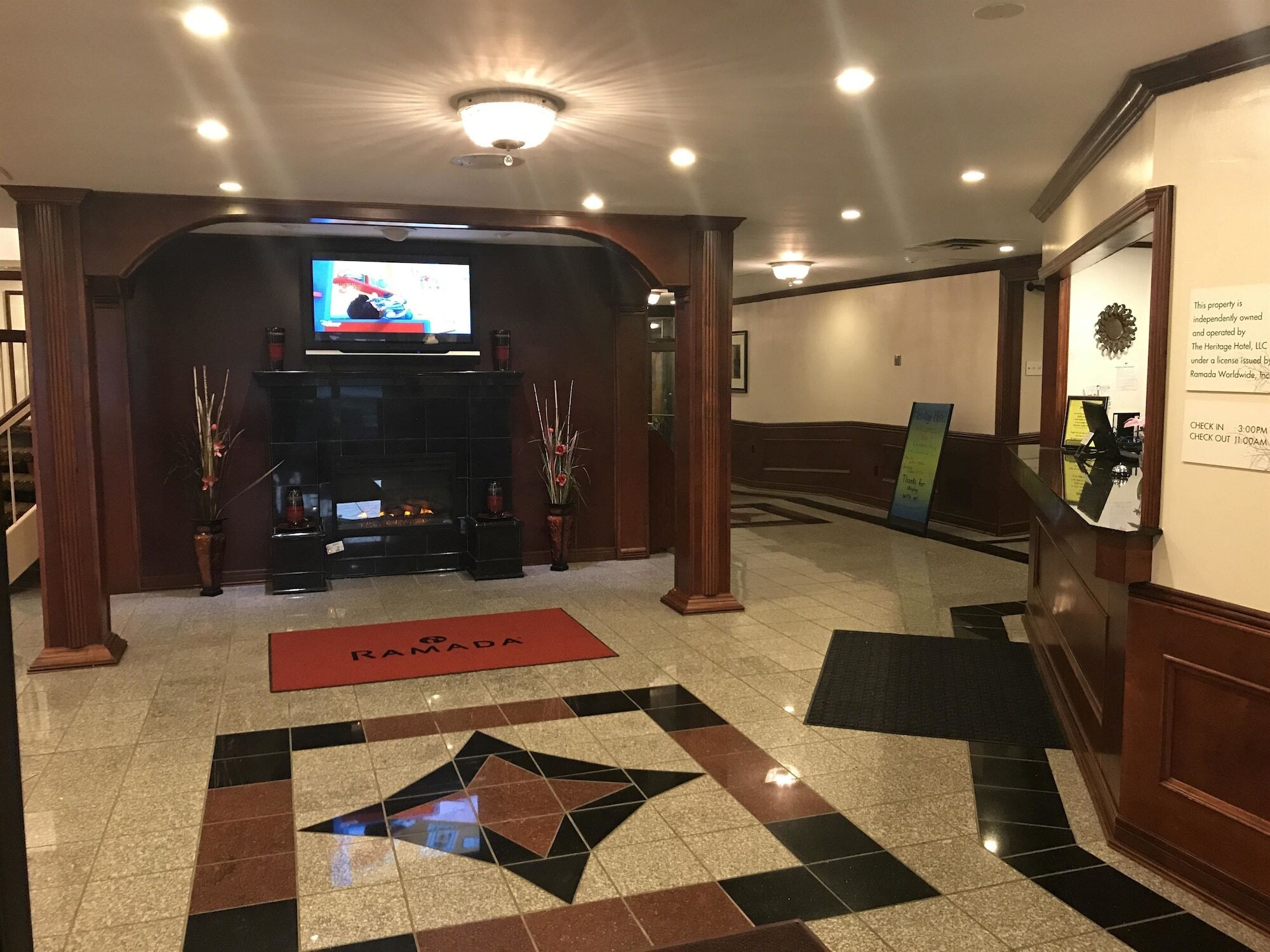 Ramada By Wyndham Albert Lea Ngoại thất bức ảnh